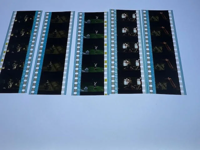 Alice in wonderland (2010) 35mm Film Cells Strips - 5 Strips of 5 Cells FREE P&P, изображение 2