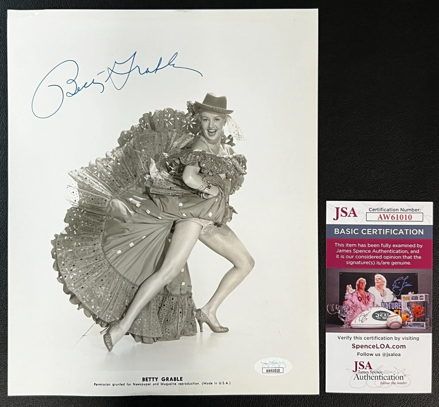 Betty Grable — Betty Grable Signed 8x10 B&W Photo JSA w/COA Golden Age Actress/Pin-Up (d.1973)!