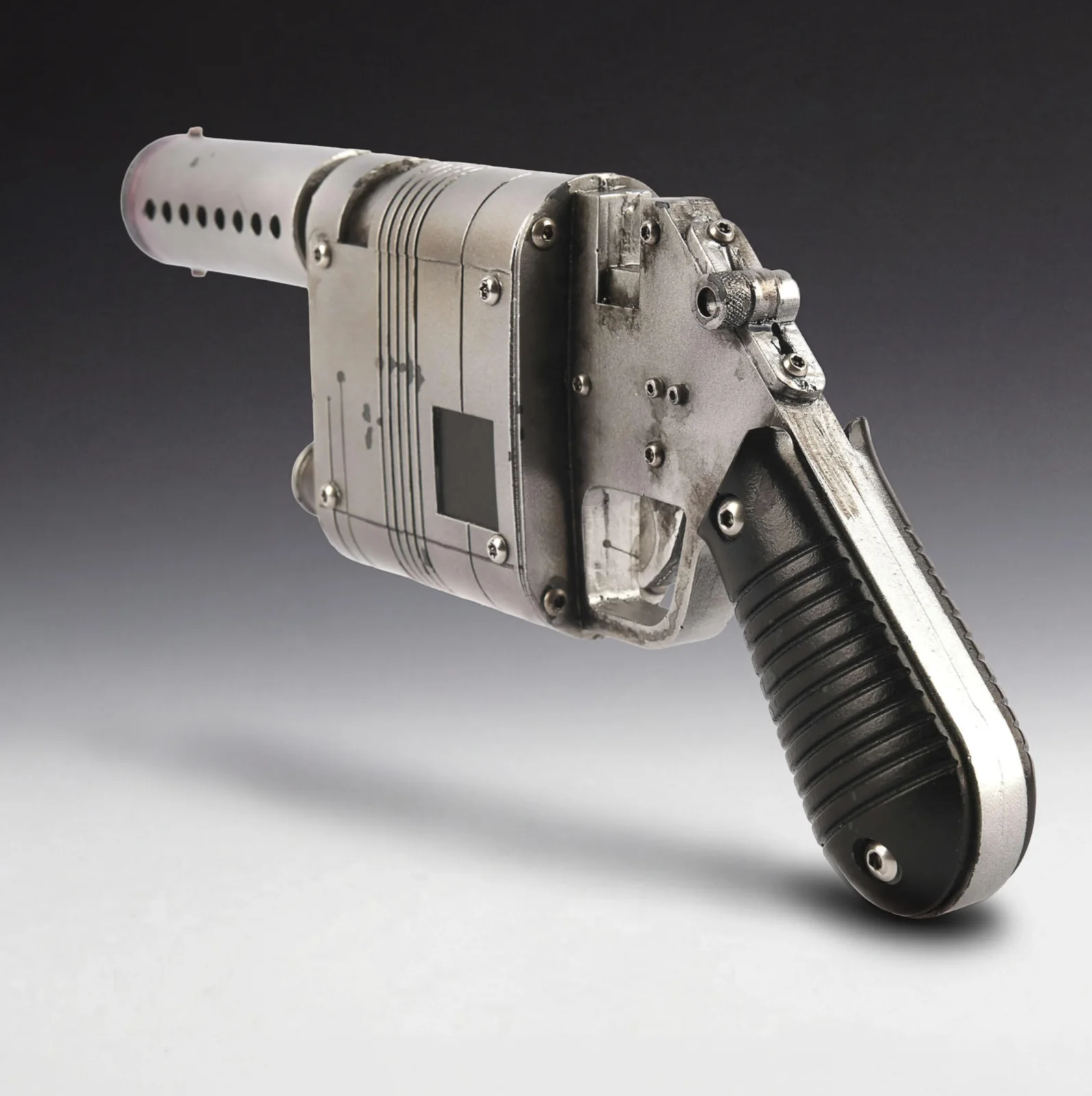 Star Wars: The Force Awakens Production-Made "Rey" (Daisy Ridley) NN-14 Blaster, изображение 2