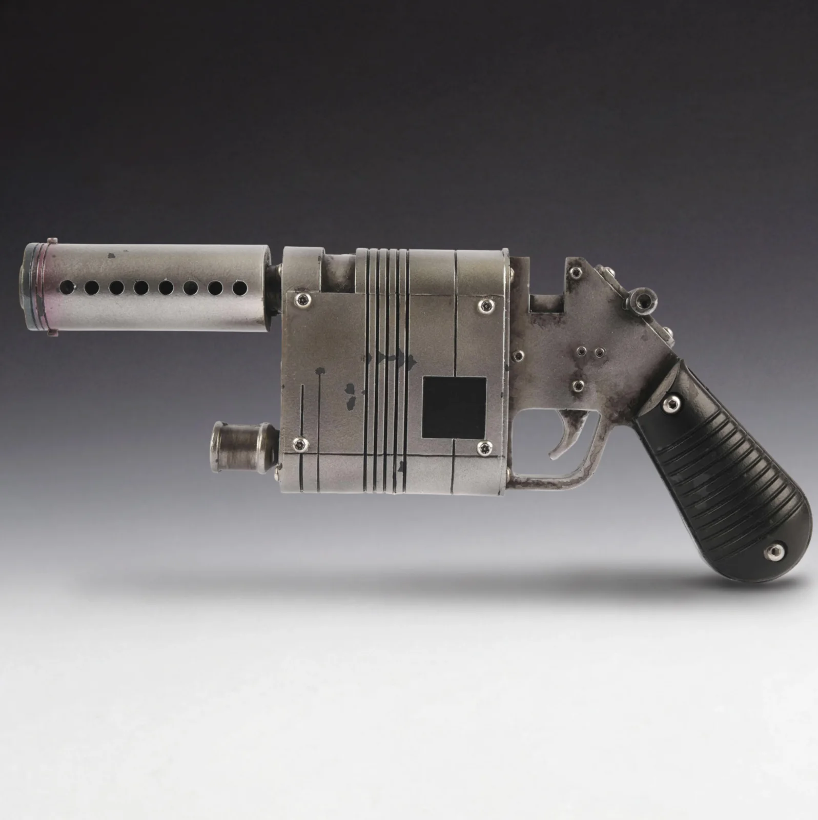Star Wars: The Force Awakens Production-Made "Rey" (Daisy Ridley) NN-14 Blaster, изображение 4