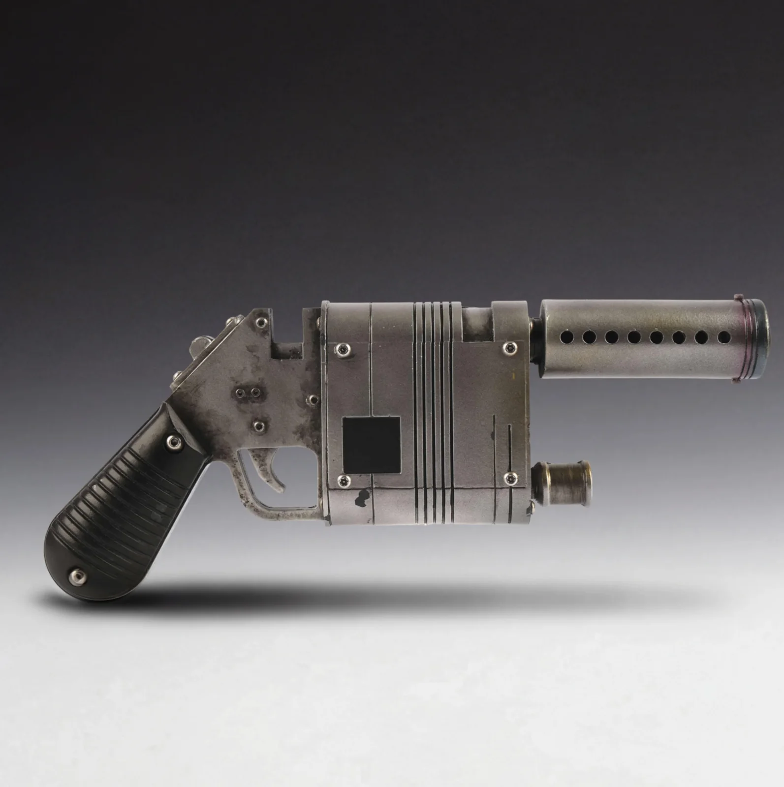 Star Wars: The Force Awakens Production-Made "Rey" (Daisy Ridley) NN-14 Blaster, изображение 5