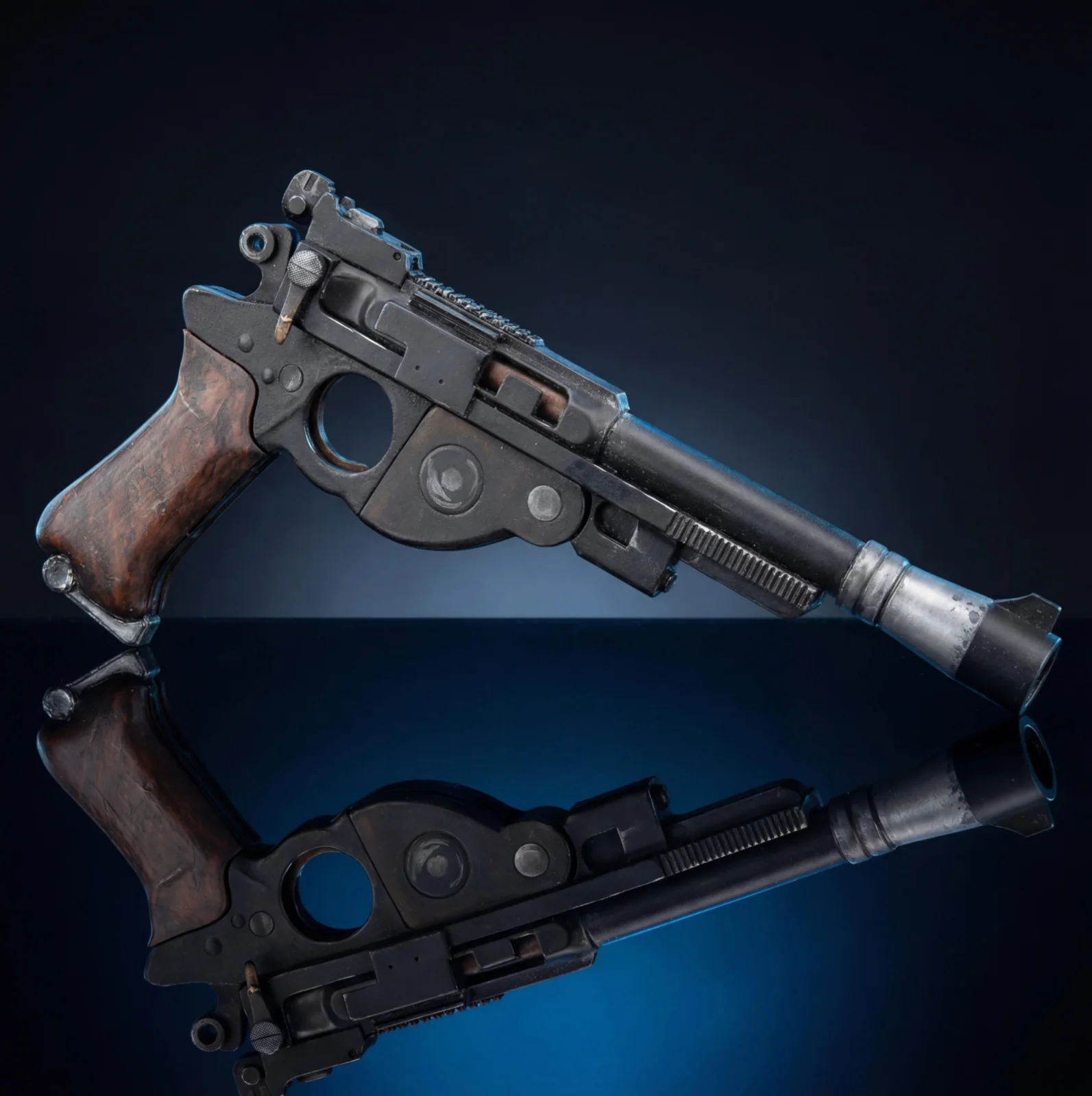 The Mandalorian (2019) - An Original Production-Made IB-94 Blaster Pistol Prop, изображение 2