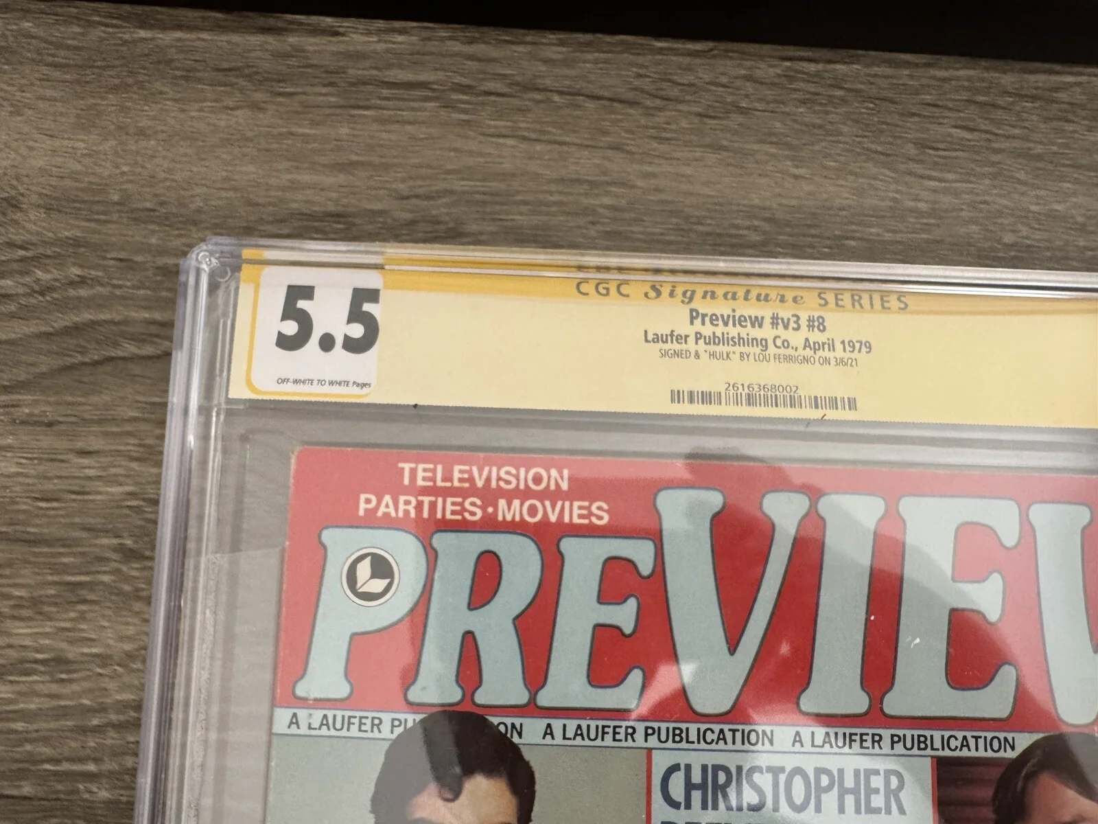 Lou Ferrigno — 1979 Lou Ferrigno SIGNED Preview #V3 #8 Magazine CGC 5.5, изображение 4