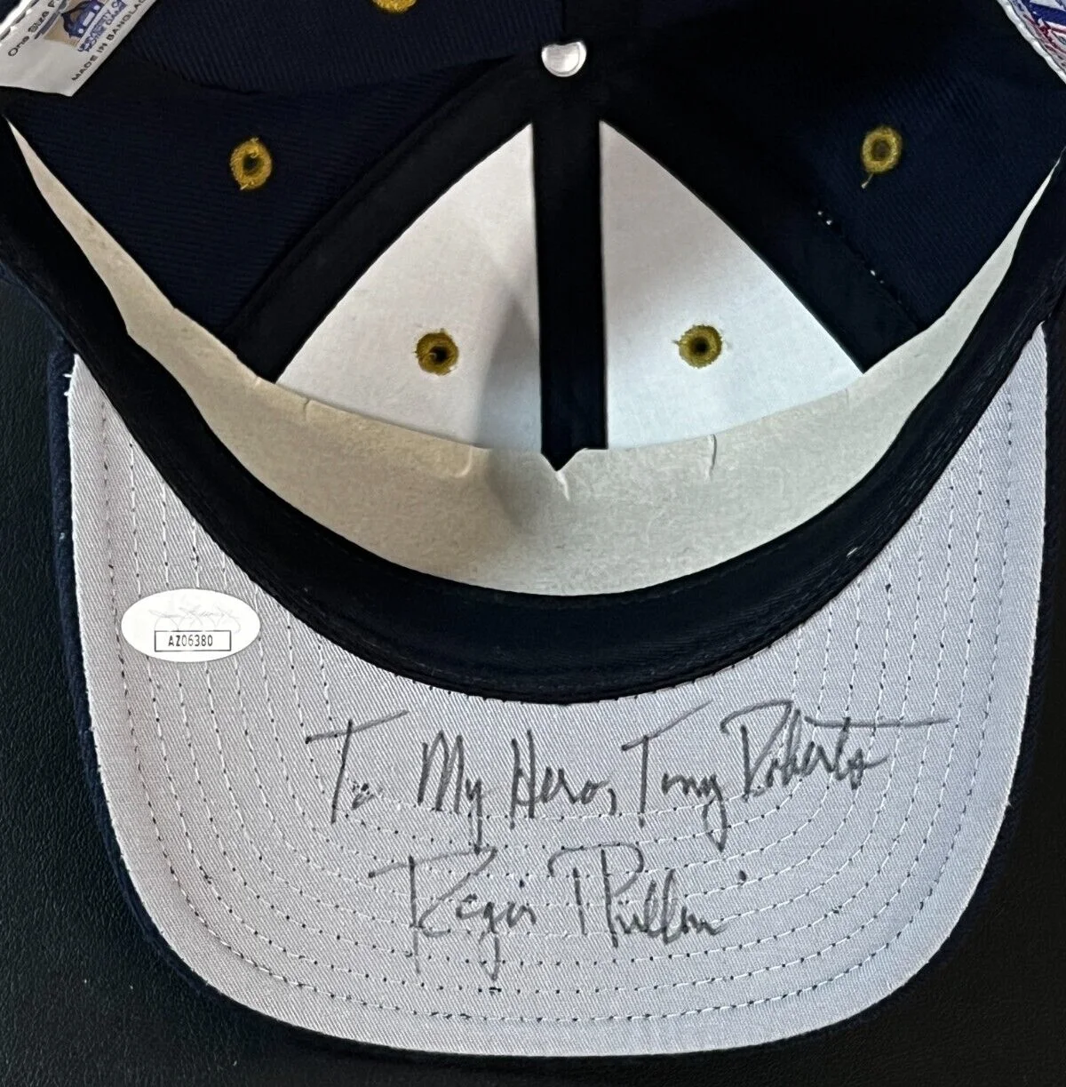 Regis Philbin — Regis Philbin Signed Notre Dame Hat JSA Cert w/COA TV Presenter & Host (d.2020)!, image 2