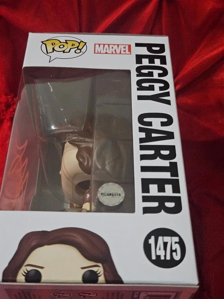 HAYLEY ATWELL — HAYLEY ATWELL SIGNED AUTOGRAPHED FUNKO POP! 1475 INFINITY SAGA PEGGY CARTER COA, image 5
