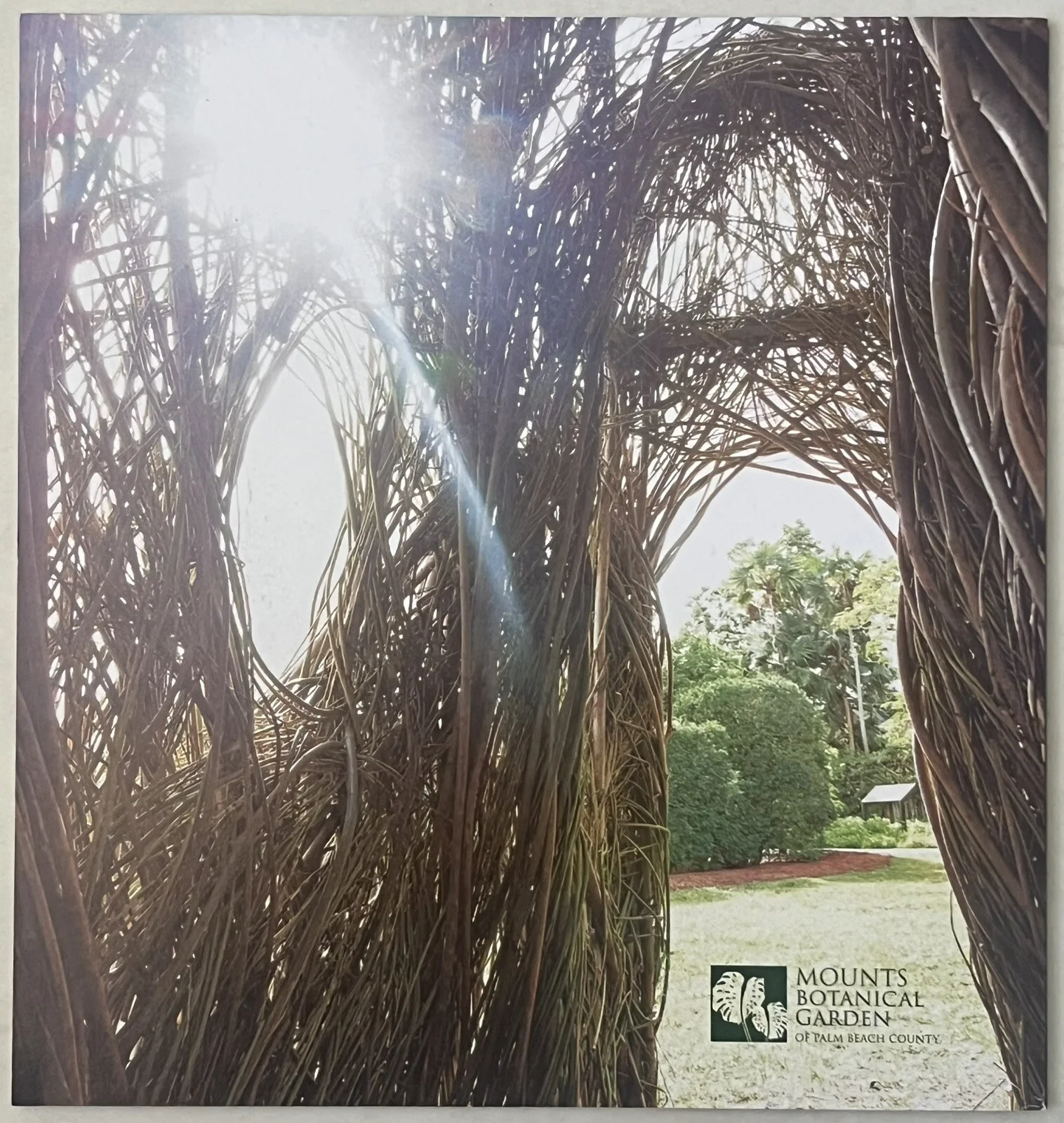 Patrick Dougherty Autographed Fit For A King STICKWORKS Softcover Book NEW, image 3