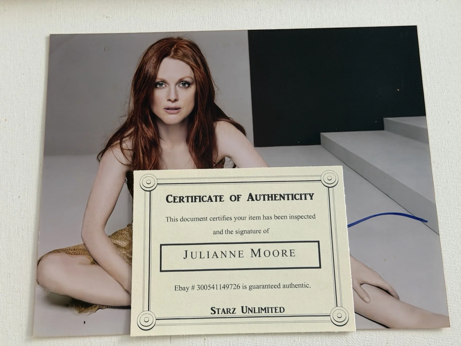 Autographed Julianne Moore Hot 8 x 10 Photo Signed with COA, изображение 2