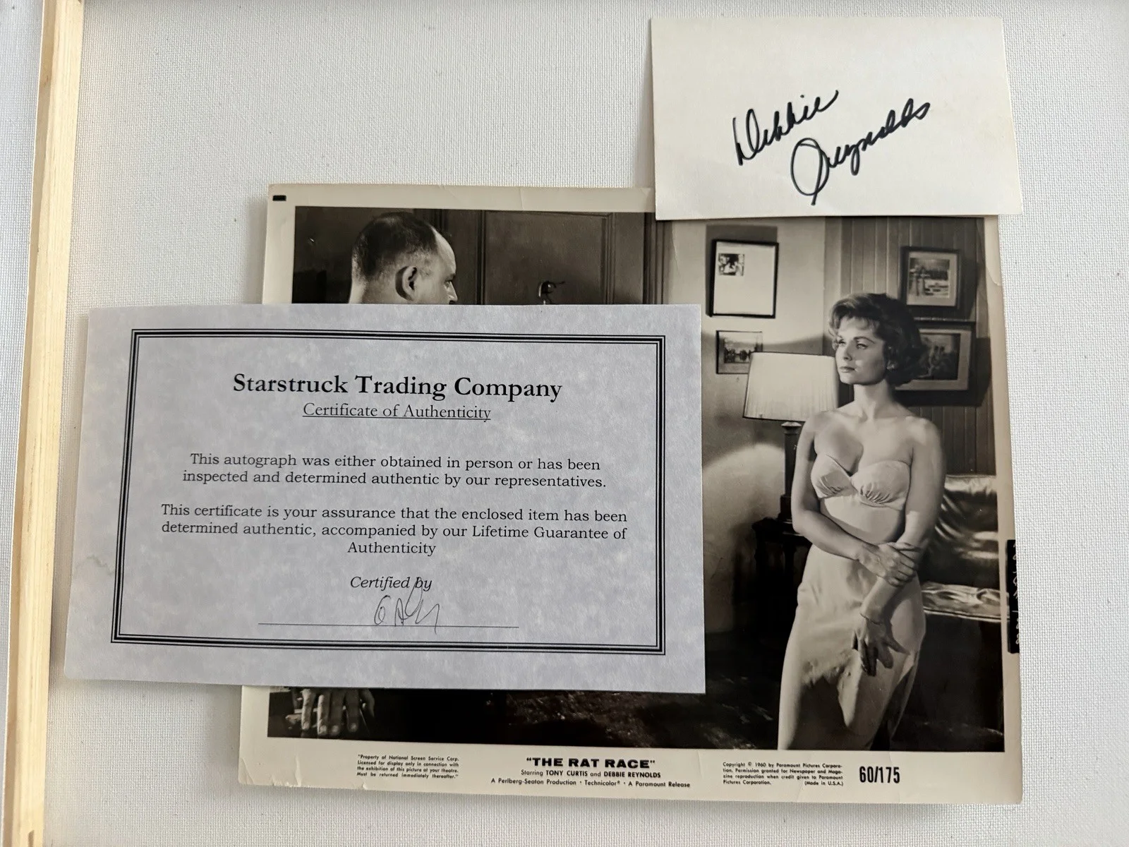 Debbie Reynolds Autograph With Photo, image 2
