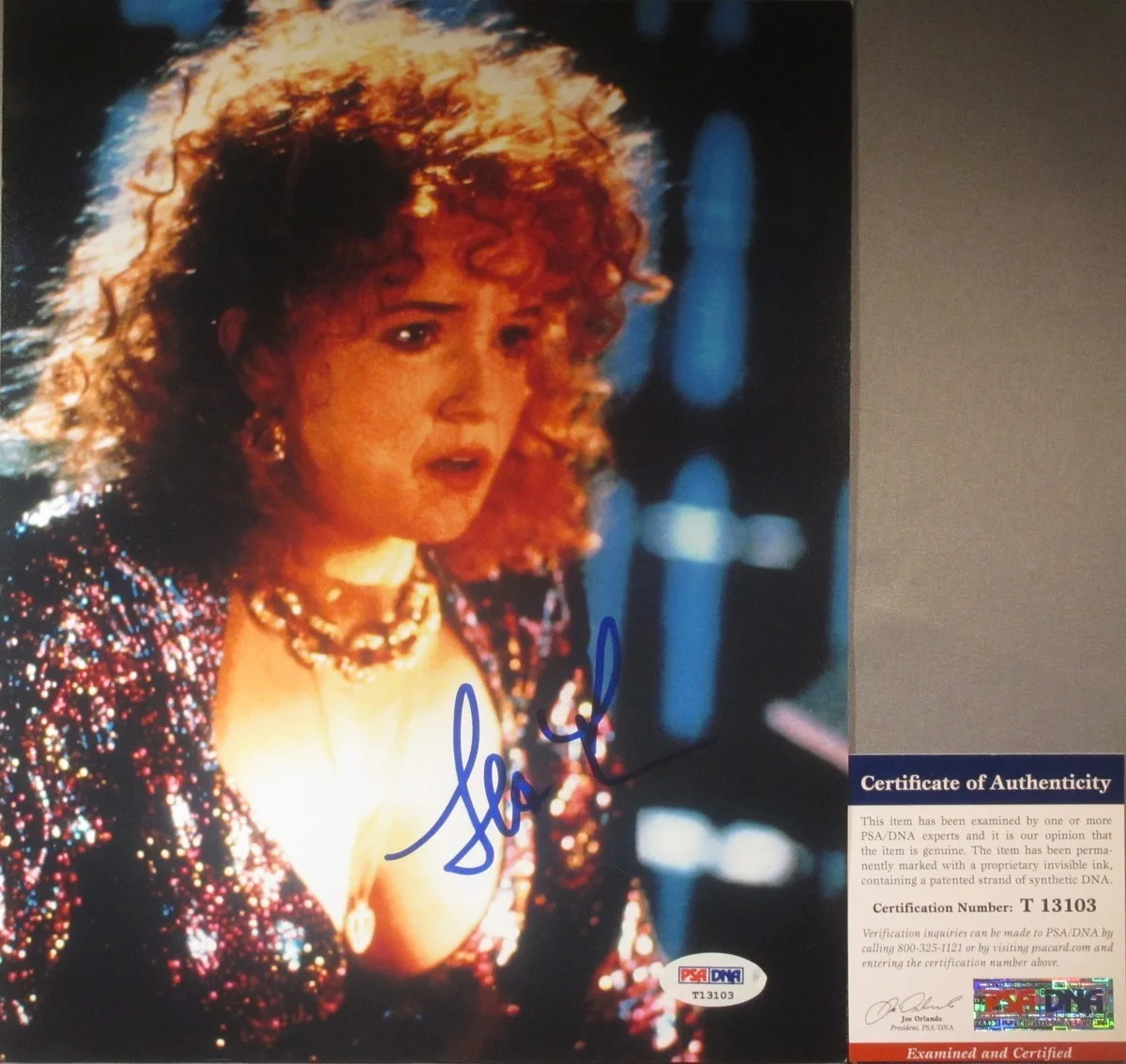 Lea Thompson — LORRAINE W BOOBS Lea Thompson Signed BACK TO THE FUTURE 8x10 Photo 2 PSA G2U