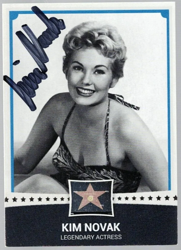 Kim Novak — Actress Kim Novak - SIGNED - Trading Card - Vertigo - Hitchcock - 2