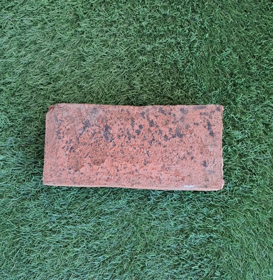 FOAM LATEX RUBBER HOUSE BRICK ORIGINAL MOVIE PROP JOKE PRANK DECOR PARTY YOY, изображение 3
