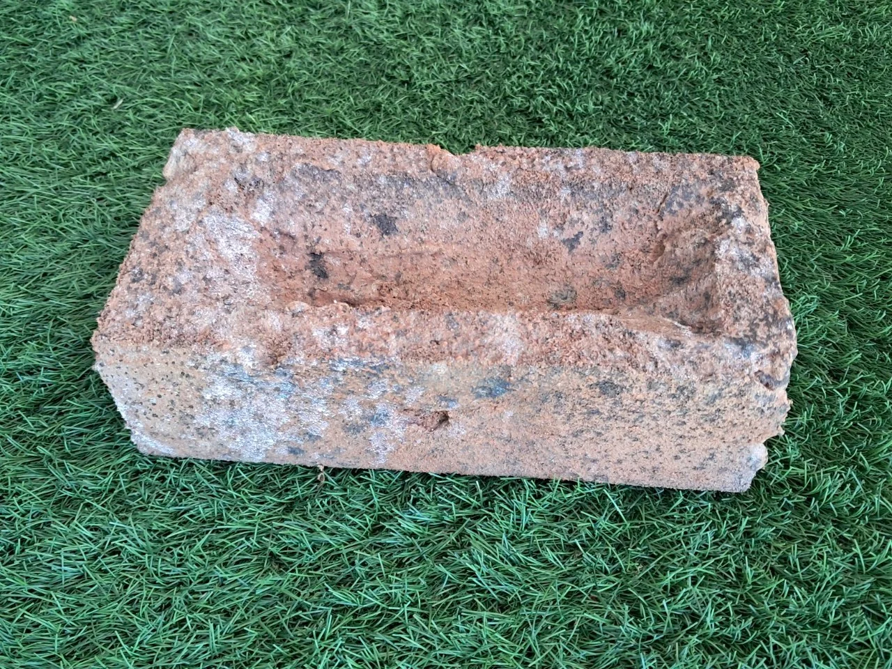FOAM LATEX RUBBER HOUSE BRICK ORIGINAL MOVIE PROP JOKE PRANK DECOR PARTY YOY, изображение 5