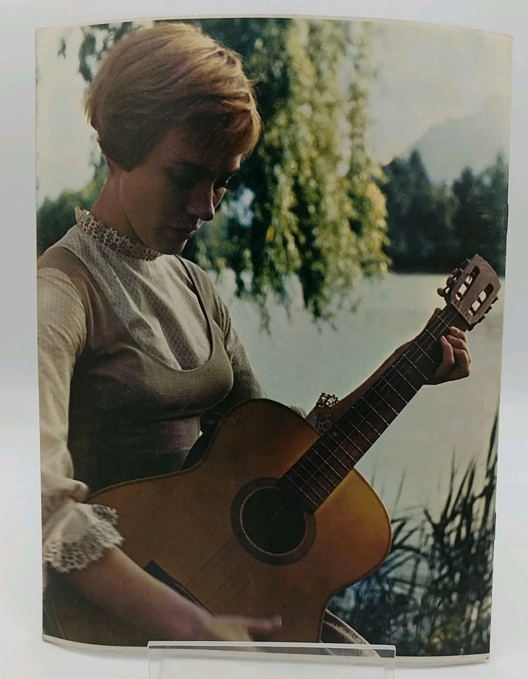 Vintage 'The Sound of Music' 1965 Film Souvenir Programme paperback UK exp a1 ⭐⭐, изображение 2