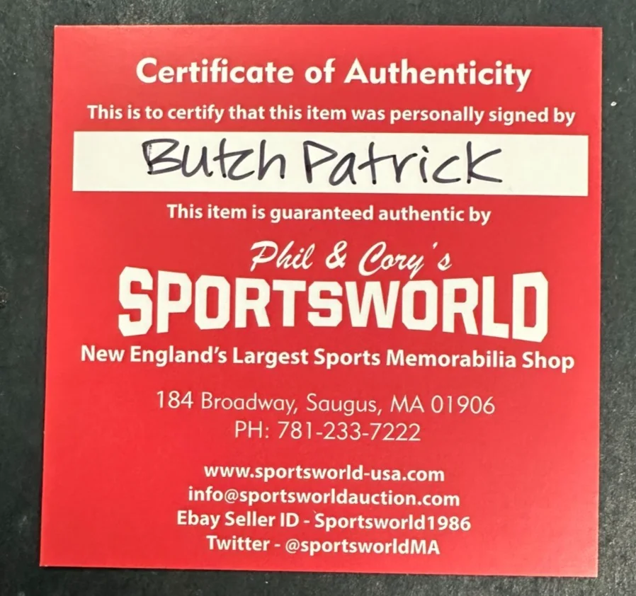 Butch Patrick — Butch Patrick Eddie Munster Autographed Photo Hockey Puck The Munster's, изображение 2