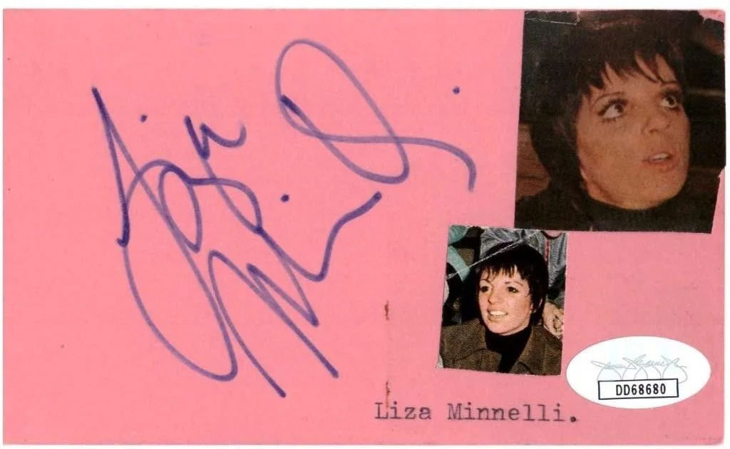 LIZA MINNELLI — LIZA MINNELLI Signed 3x5 Index Card Actress/Singer JSA GG34495