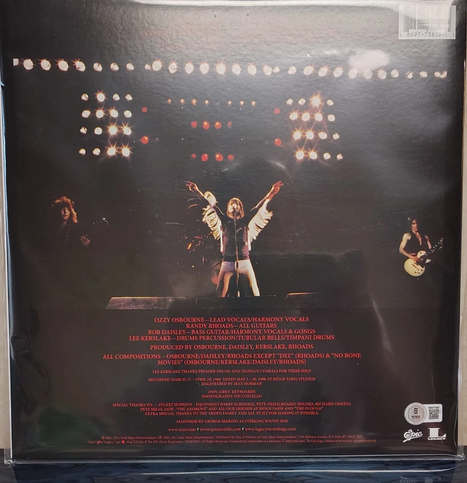 OZZY OSBOURNE — Ozzy Osbourne Signed Blizzard of Ozz Album Vinyl Autograph Beckett Witness, изображение 3