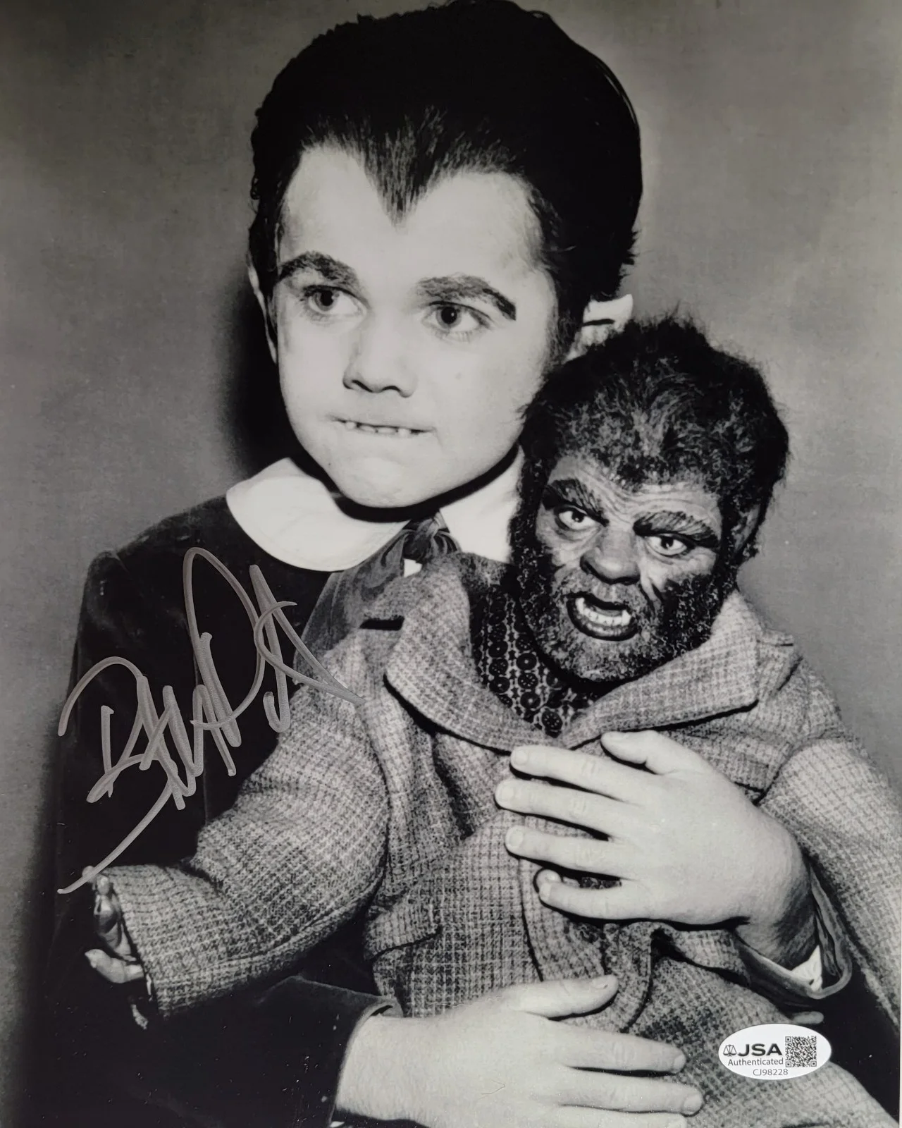 Butch Patrick — Butch Patrick Authentic Signed 8x10 Photo W/ JSA COA The Munsters Eddie