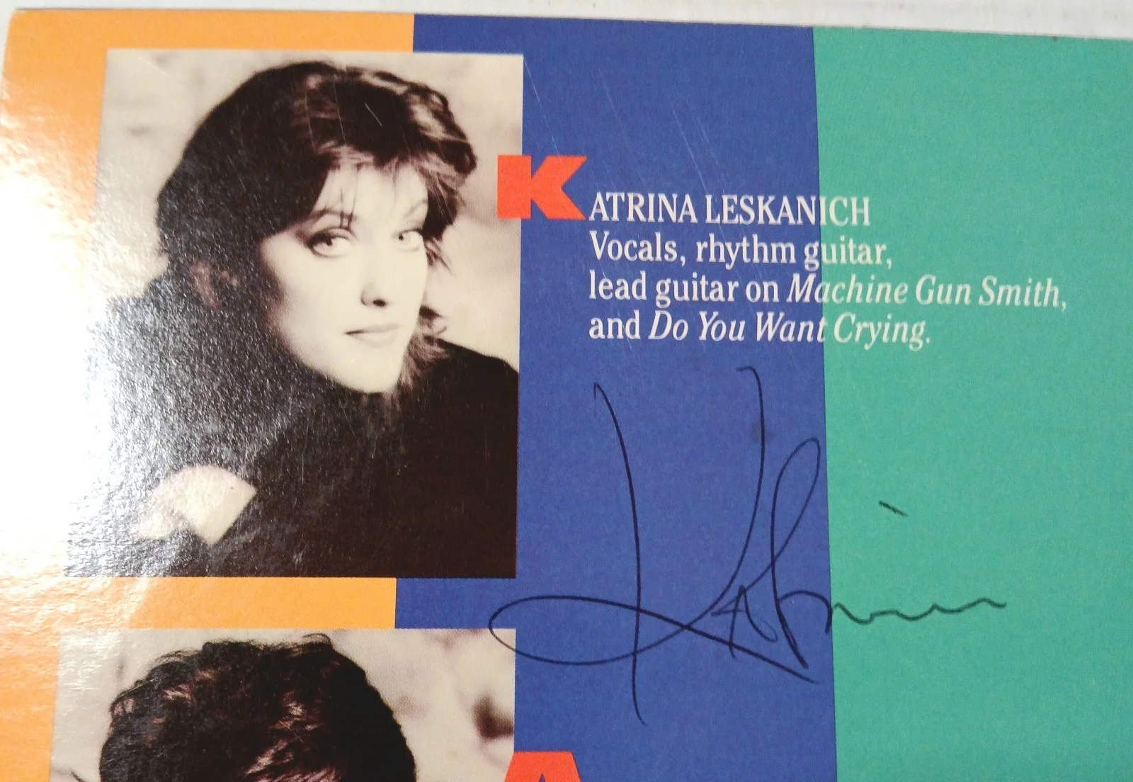 Katrina, the Waves — Katrina & The Waves Debut Album Signed by All The Original Front Members 1985, image 3
