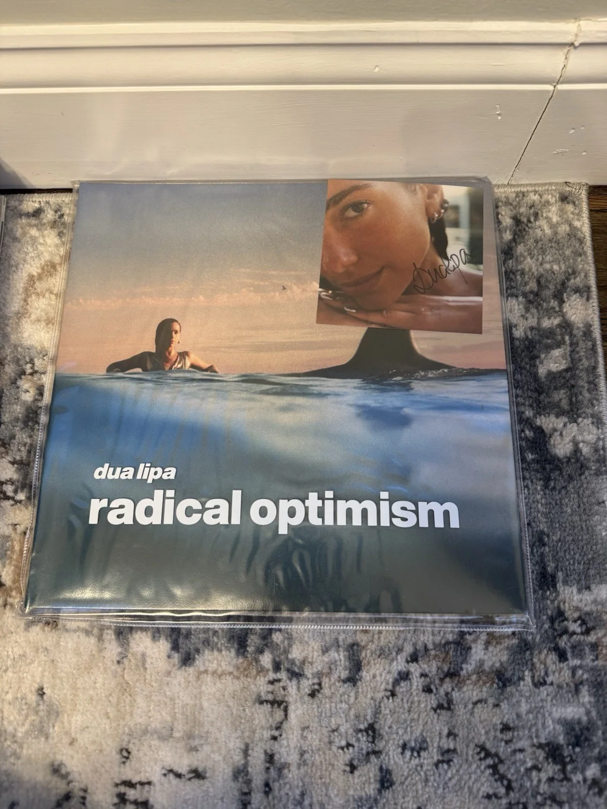 Dua Lipa Radical Optimism Signed Original Vinyl Record Music Autographed Album, image 2