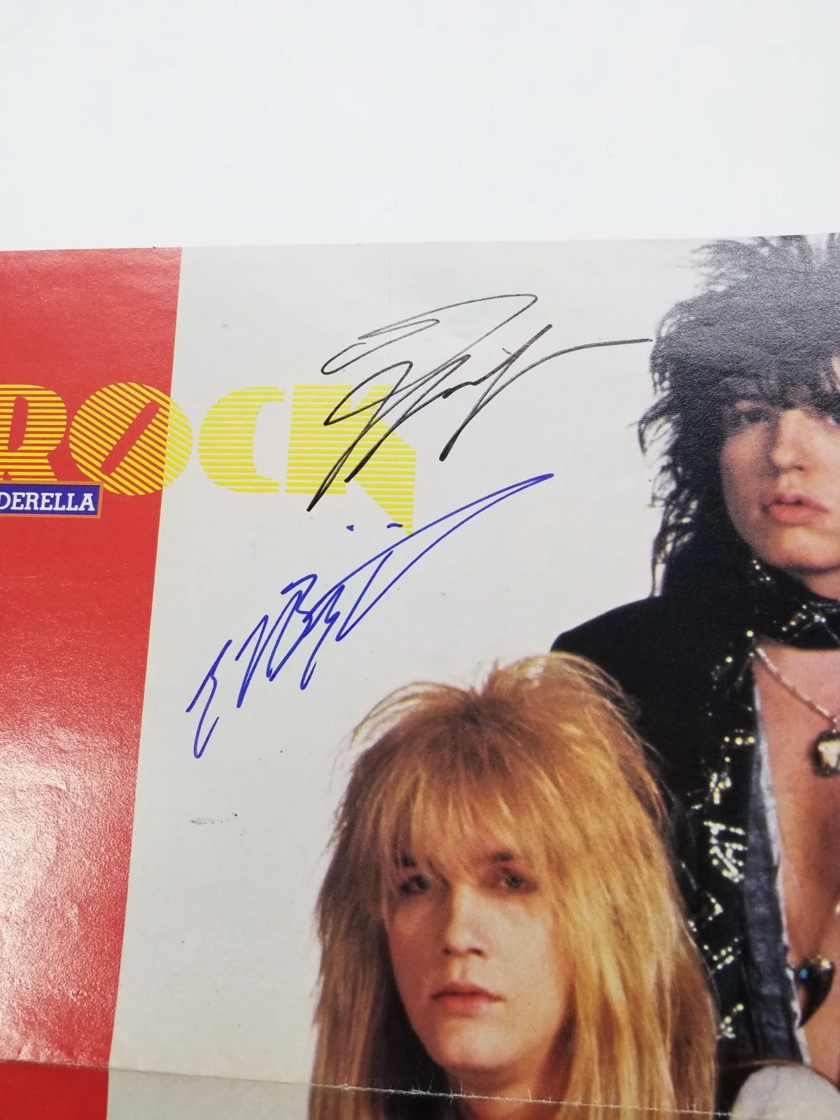 Cinderella full band SIGNED Mag Foldout Poster JSA COA Autographed Tom Keifer +3, изображение 2