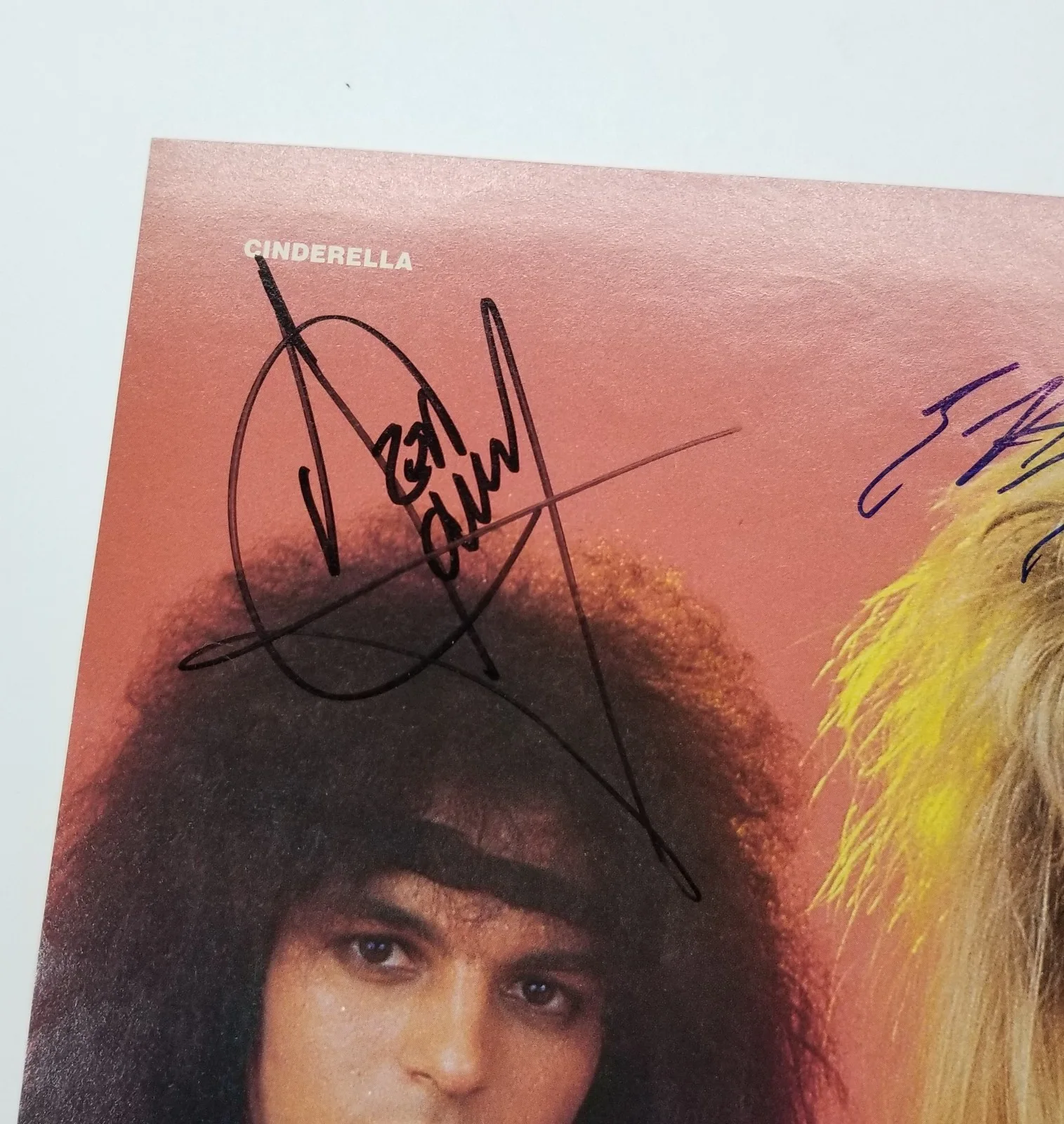 Cinderella full band SIGNED Mag Foldout Poster JSA COA Autographed Tom Keifer +3, image 2