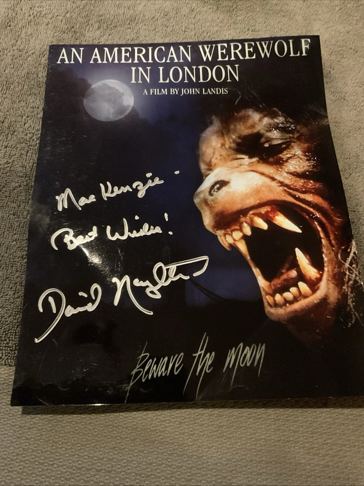 David Naughton — David Naughton Signed AN AMERICAN WEREWOLF IN LONDON 8x10 Photo No Coa