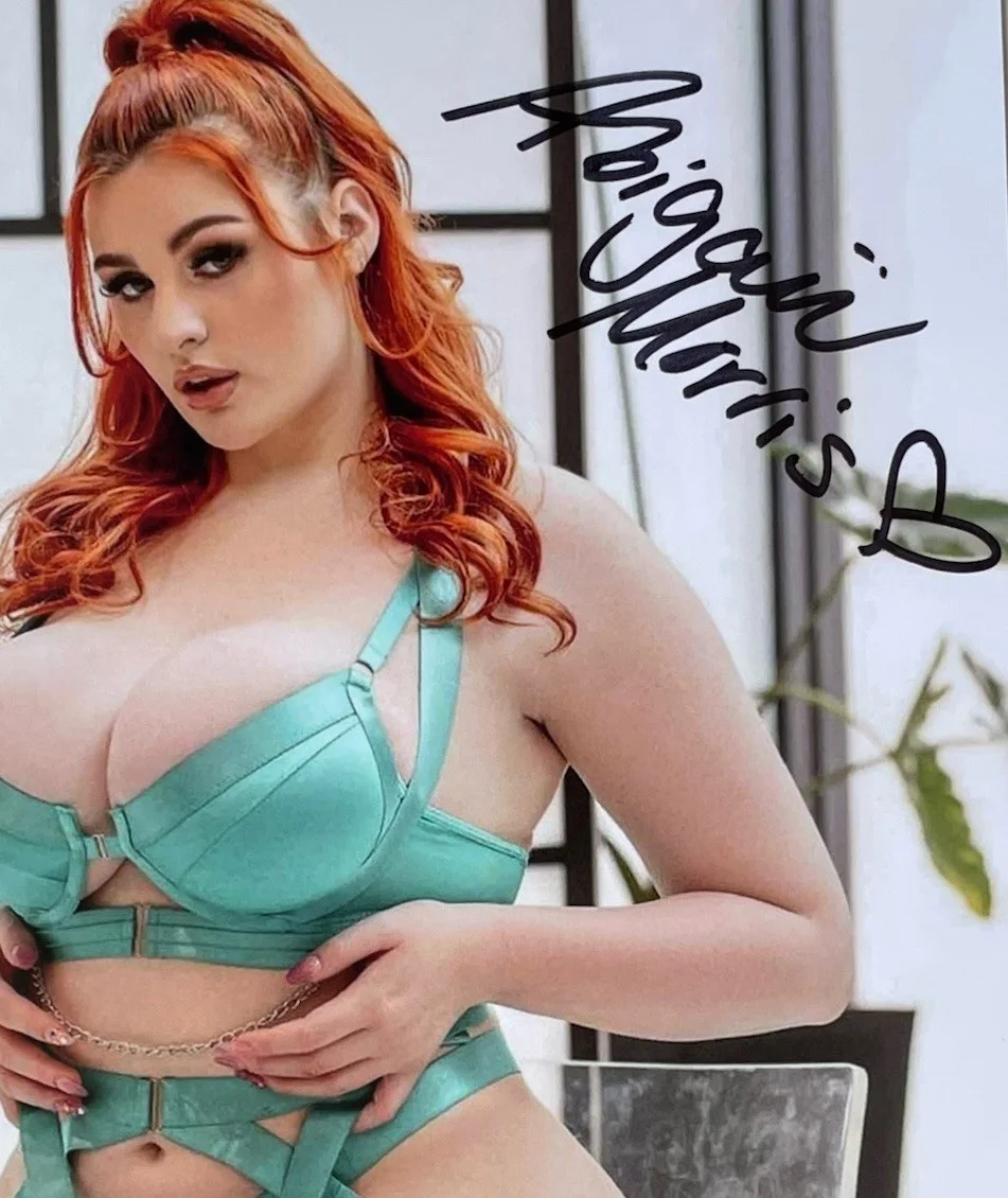 Abigail Morris — Abigail Morris hand signed 8x10 photo Adult star, image 2