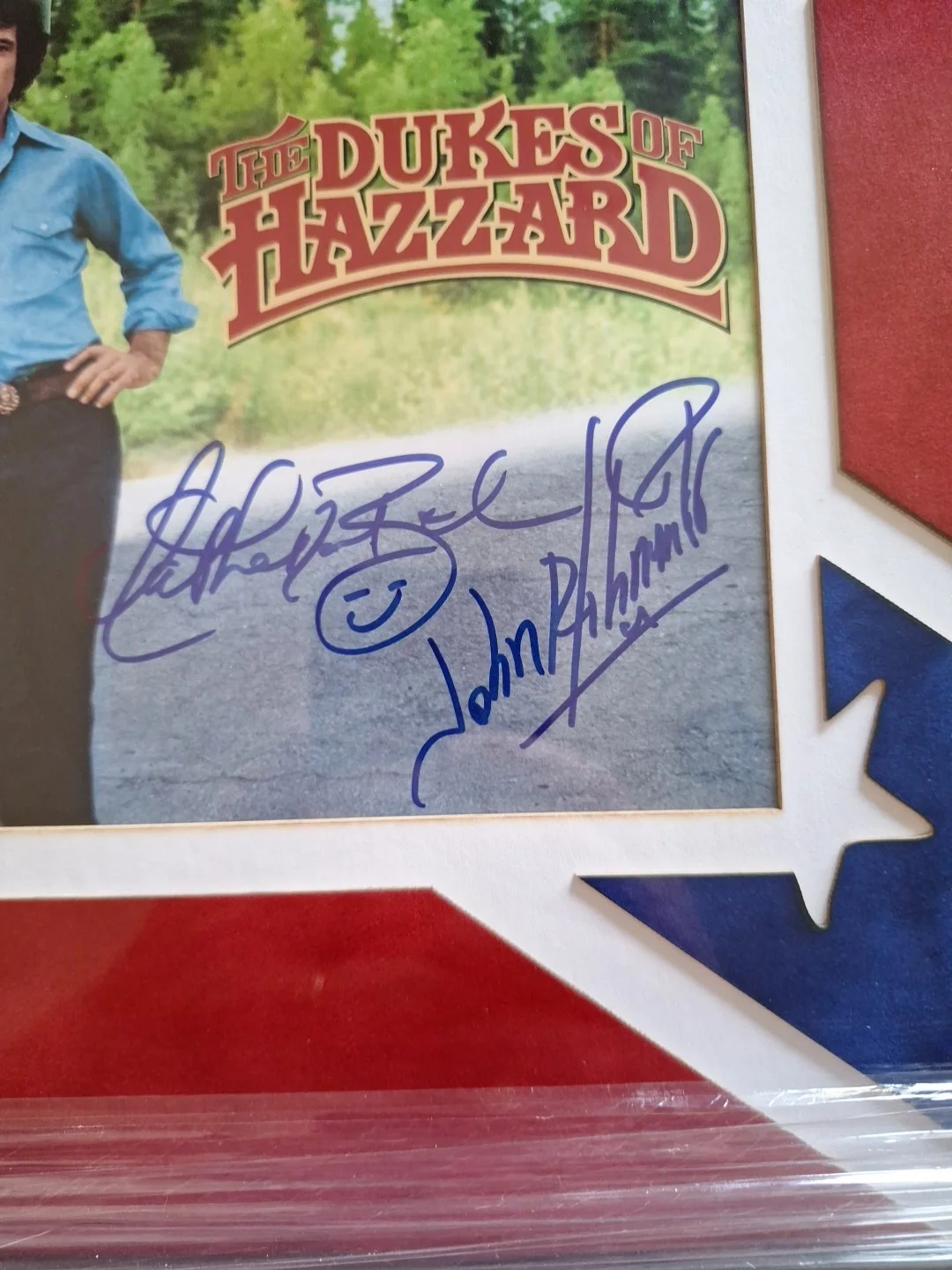 John Schneider — Dukes Of Hazzard Cast Signed Framed 16x24Catherine Bach Tom WopatJohn Schneider, изображение 5