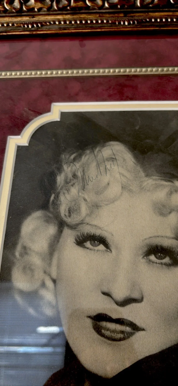 Mae West — Mae West Signed Original Framed Photograph with Plaque, image 3