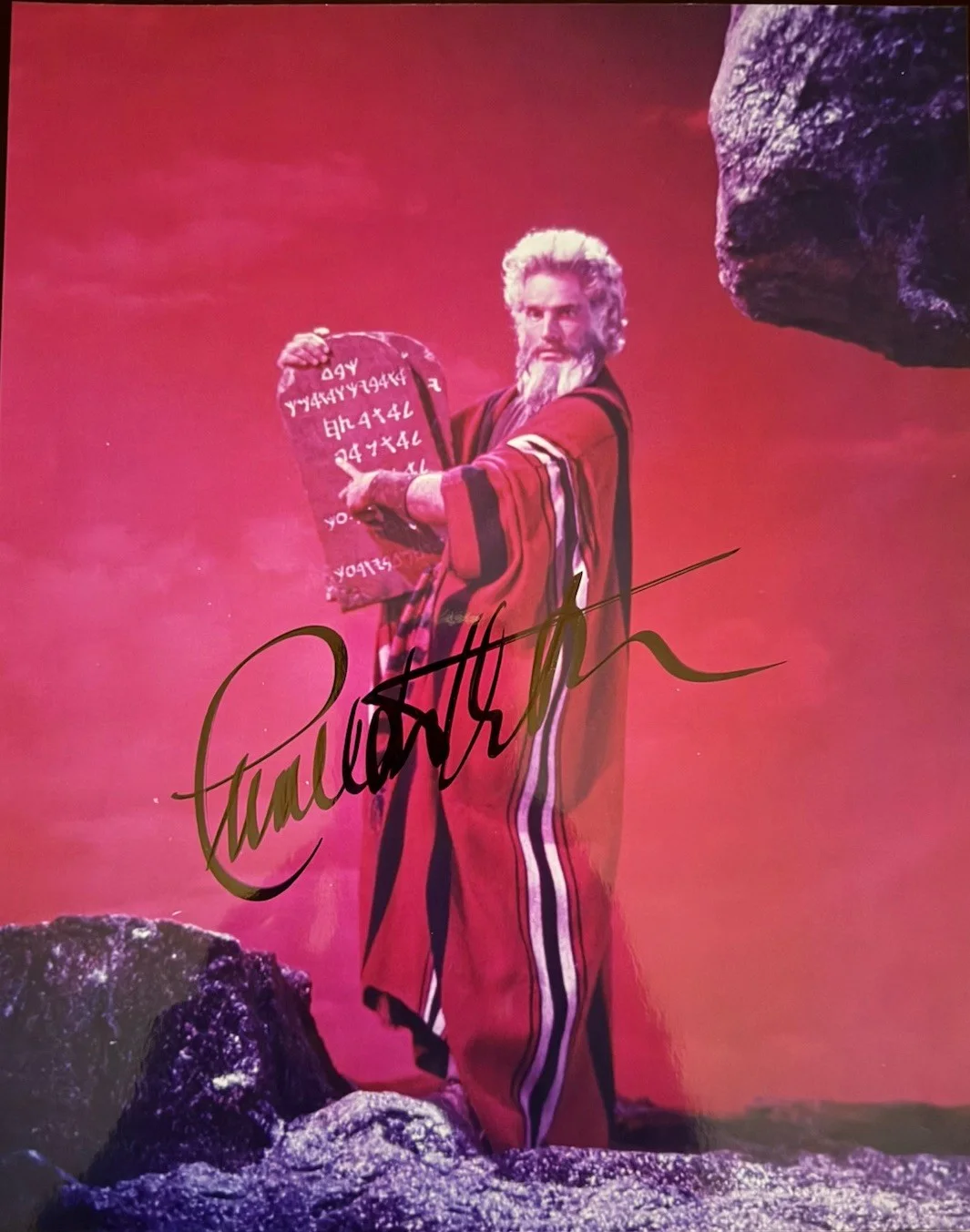 Charlton Heston — CHARLTON HESTON Autograph Signed 8X10 THE TEN COMMANDMENTS w/COA Rare Pose