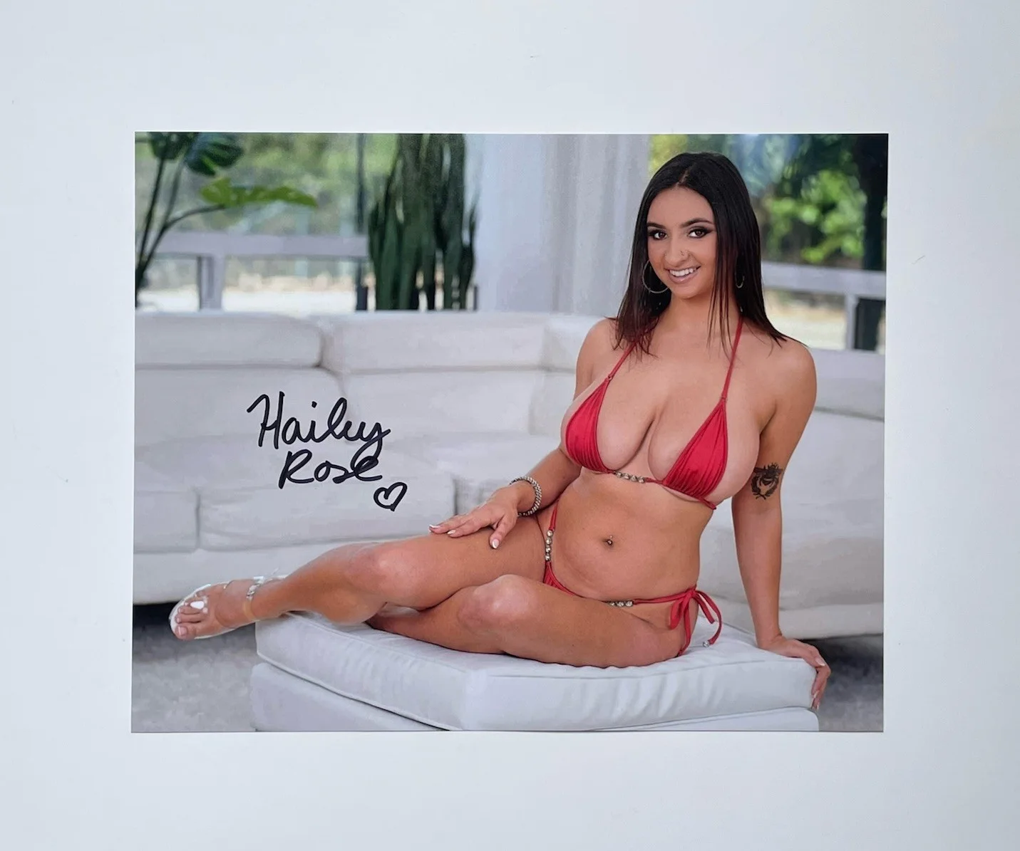 Hailey Rose — Hailey Rose hand signed 8x10 photo Adult star