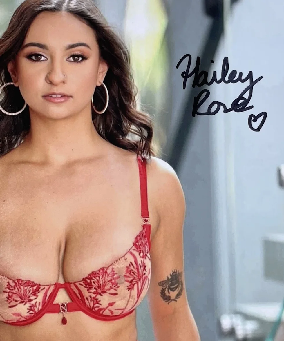 Hailey Rose — Hailey Rose hand signed 8x10 photo Adult star, image 2