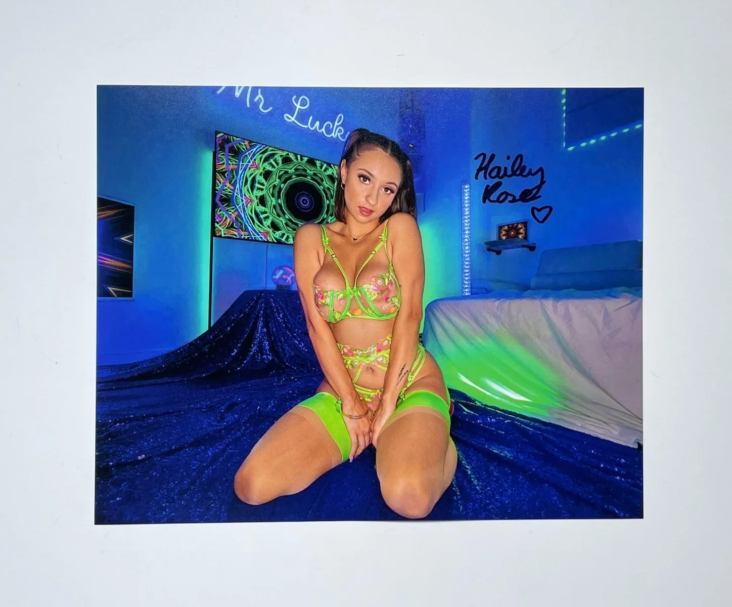 Hailey Rose — Hailey Rose hand signed 8x10 photo Adult star