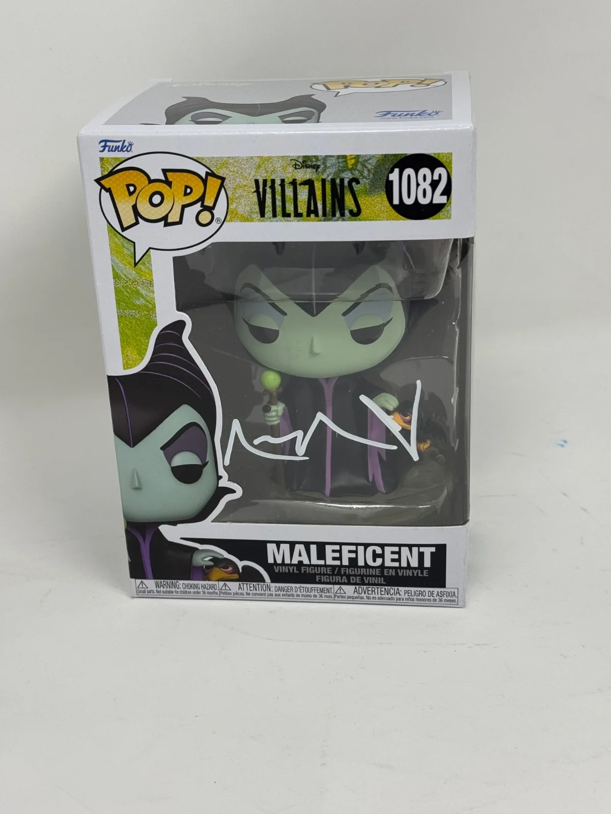 Angelina Jolie — Angelina Jolie Signed Autograph Maleficent Funko Pop Disney Villians #1082 JSA, изображение 3