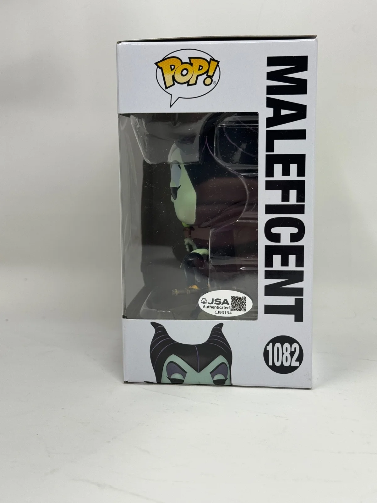 Angelina Jolie — Angelina Jolie Signed Autograph Maleficent Funko Pop Disney Villians #1082 JSA, изображение 5