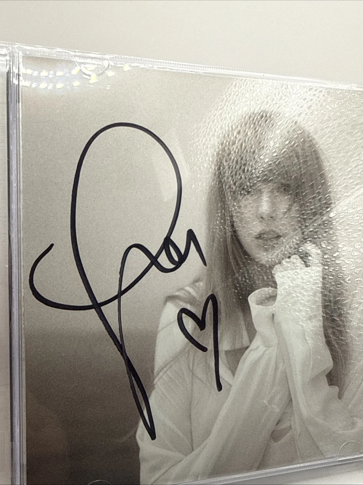 Taylor Swift The Tortured Poets Department CD + Hand Signed W/Heart, image 2