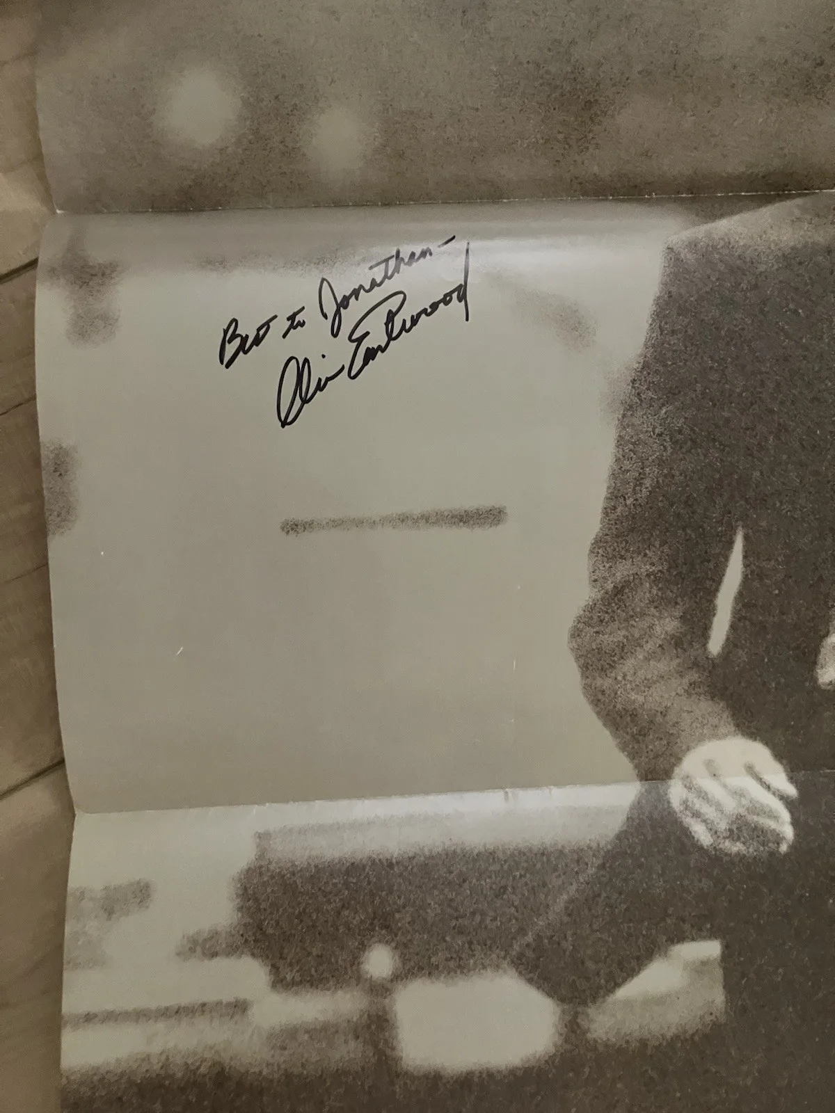 Clint Eastwood — Clint Eastwood Signed In The Line Of Fire Poster, image 2