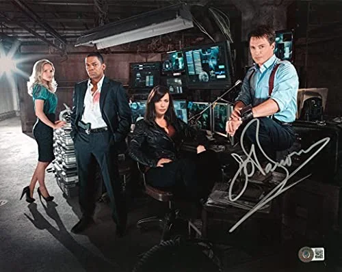 John Barrowman — John Barrowman Torchwood Authentic Signed 11x14 Photo Autographed BAS #BB22921, изображение 2