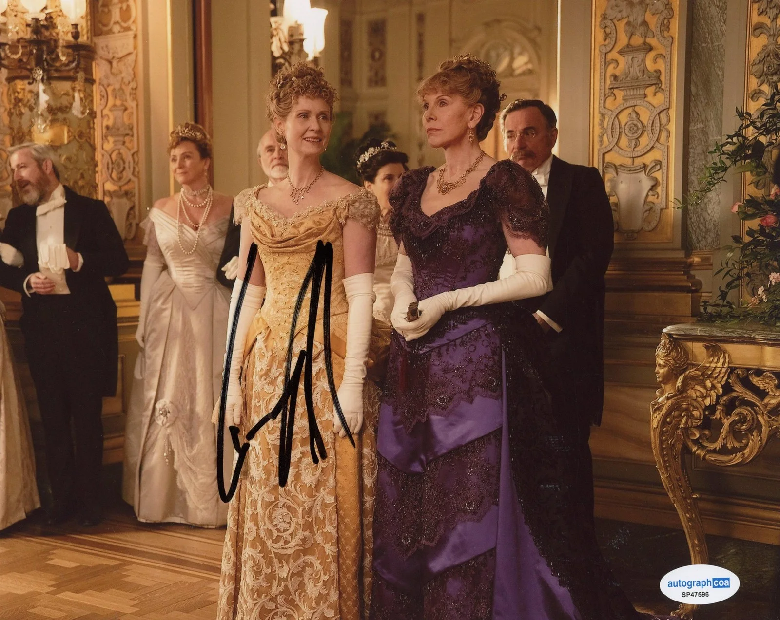 Cynthia Nixon — Cynthia Nixon "The Gilded Age" AUTOGRAPH Signed 'Ada Brook' 8x10 Photo H ACOA