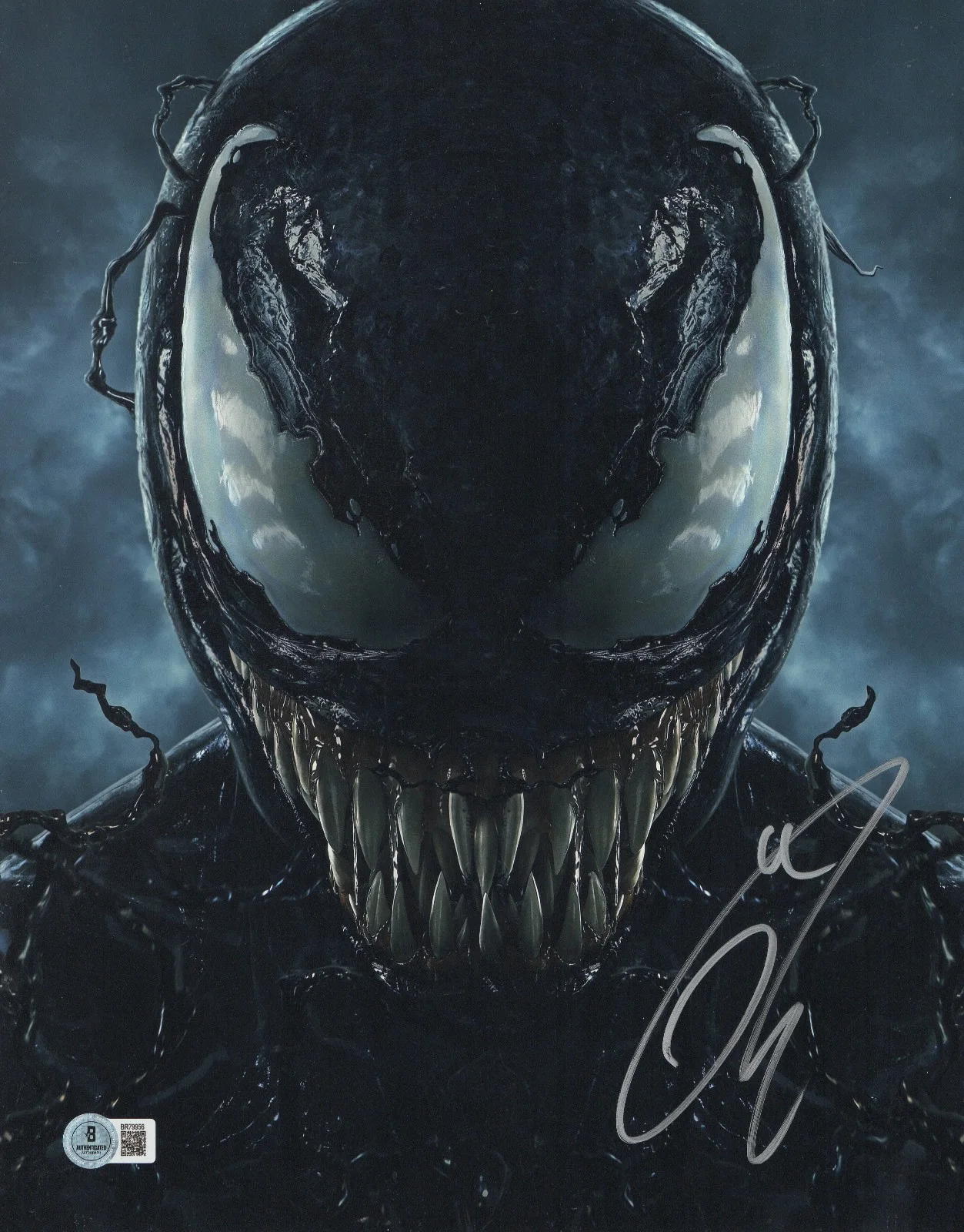 TOM HARDY — Tom Hardy Signed AUtograph Venom 11x14 Photo Beckett BAS Marvel