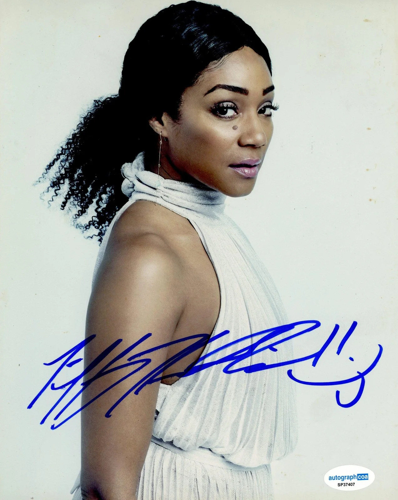Tiffany Haddish — Tiffany Haddish "Girls Trip" AUTOGRAPH Signed Autographed 8x10 Photo ACOA, изображение 2