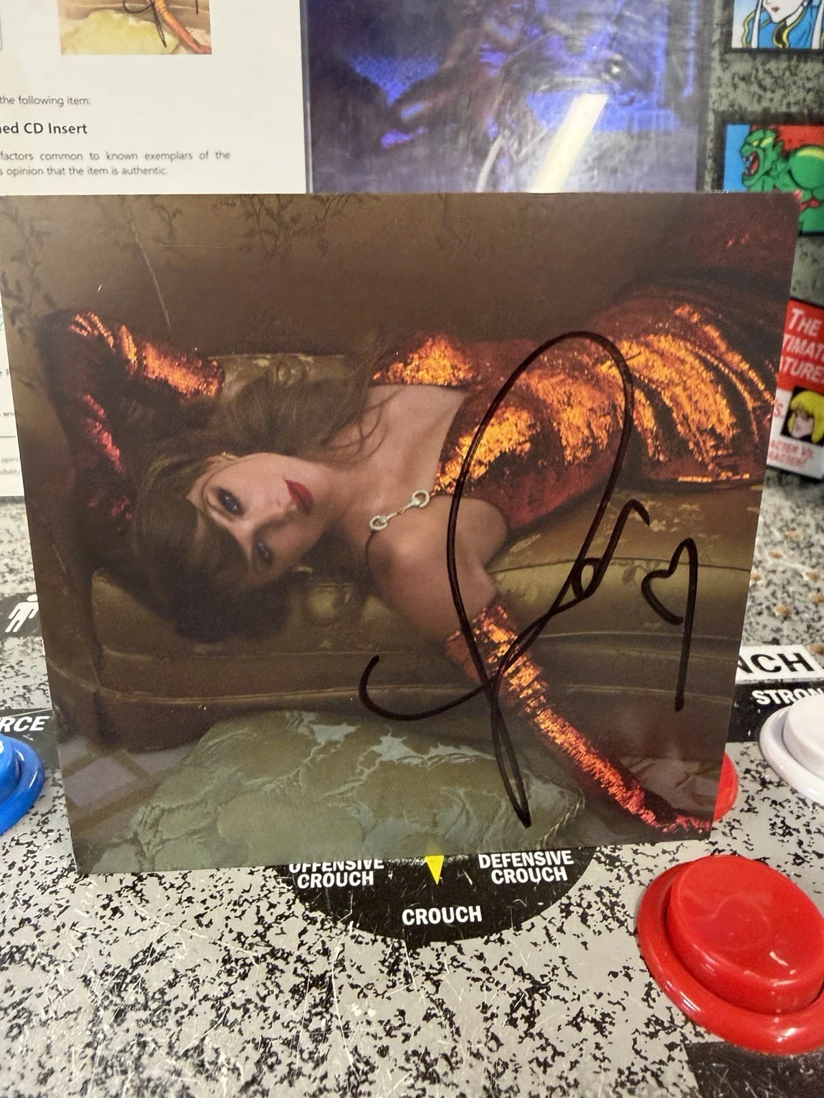 Taylor Swift Signed Autographed CD Insert "The Life of a Showgirl" Auto BAS 9, image 5