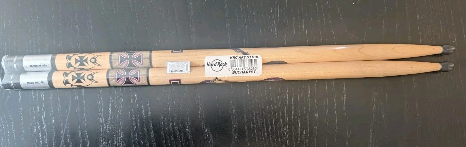 Hard Rock Cafe Bucharest Drumsticks New Sealed HRC Art Stick, изображение 4