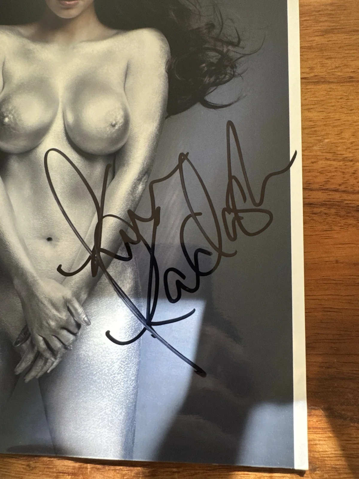 Pair Of Kim Kardashian Signed Autographed Photo JSA Authenticated SPENCE, image 5