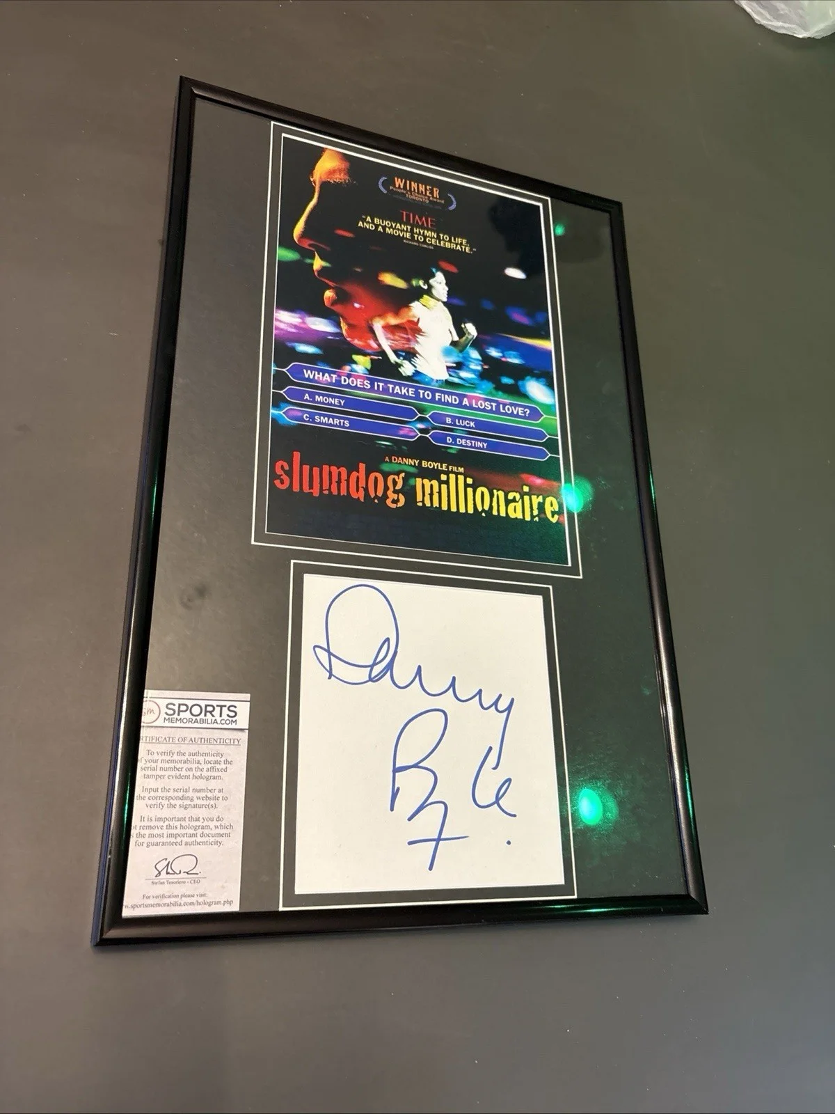 Danny Boyle — Danny Boyle Signed Autographed Slumdog Millionaire 11x17 Frame Photo Poster COA, image 2