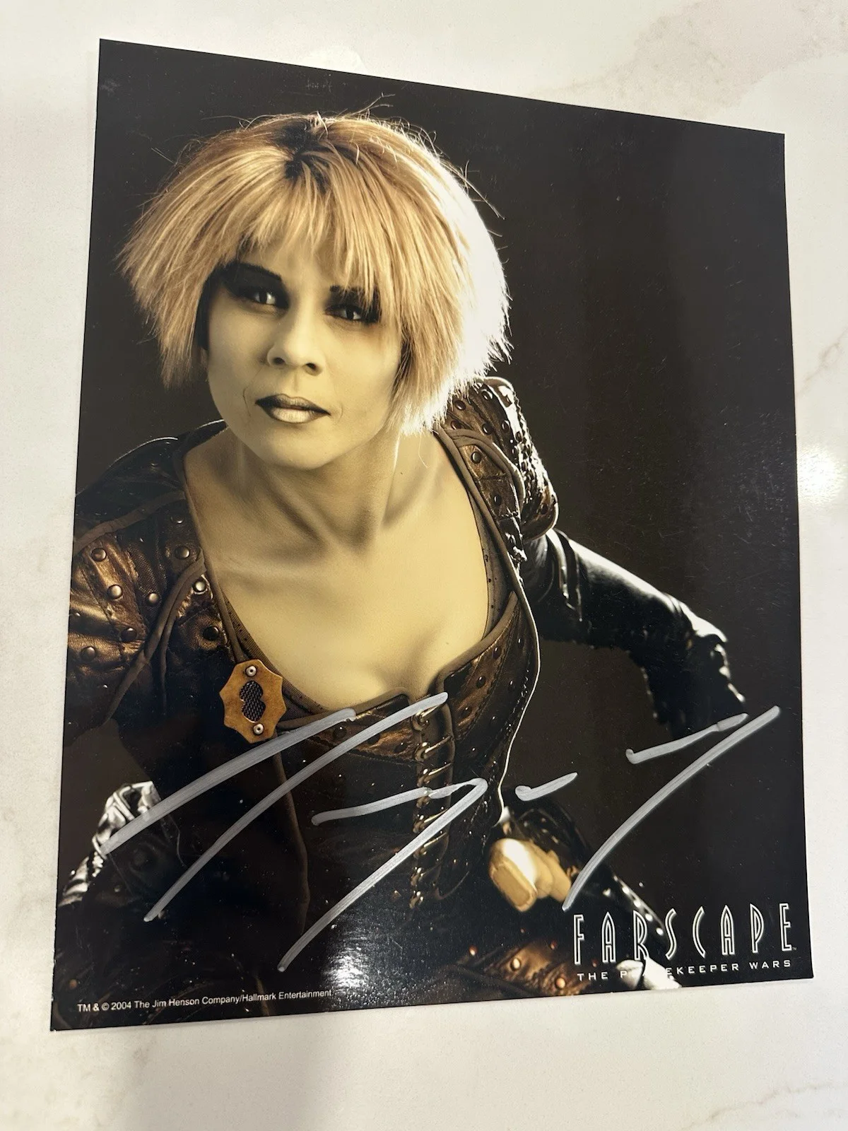 Farscape Actress/Model Gigi Edgley 8x10 Autographed Photo, image 2