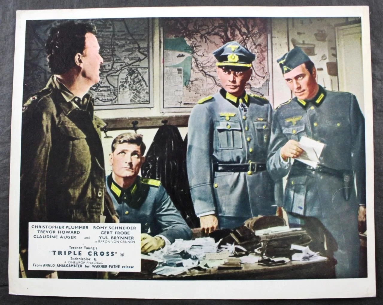 1966 TRIPLE CROSS, SET of 5 COL LOBBY CARDS, WARNER-PATHE, CHRISTOPHER PLUMMER, изображение 3