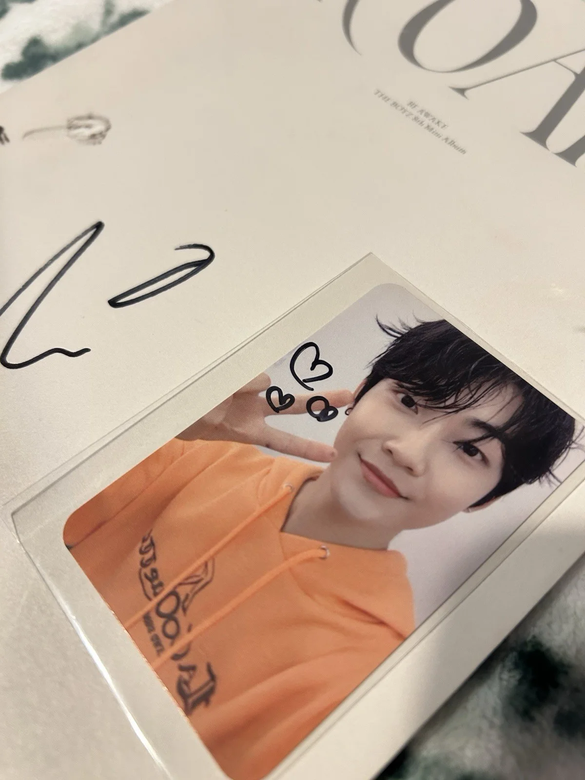 THE BOYZ ROAR 8th Mini Album Original Kevin Moon Autographed Album & Doodled PC, изображение 3