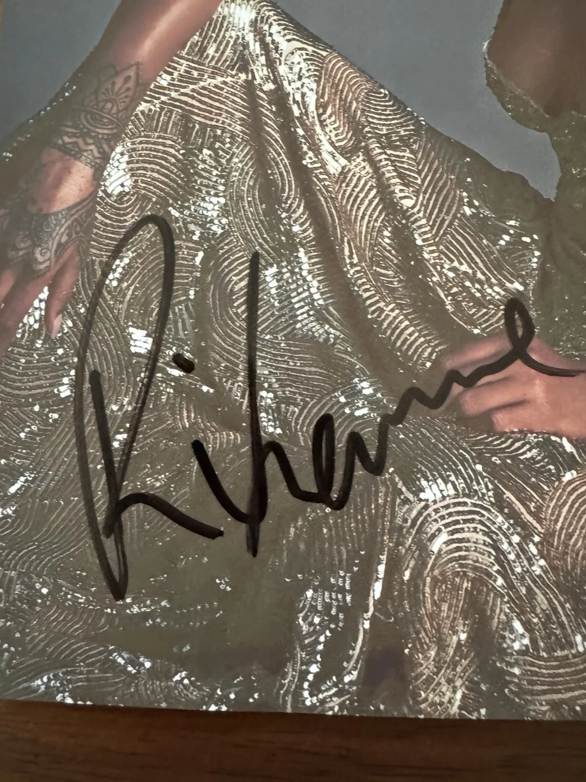 Rihanna Signed Autographed Photo PSA Authenticated PSA/DNA, image 2