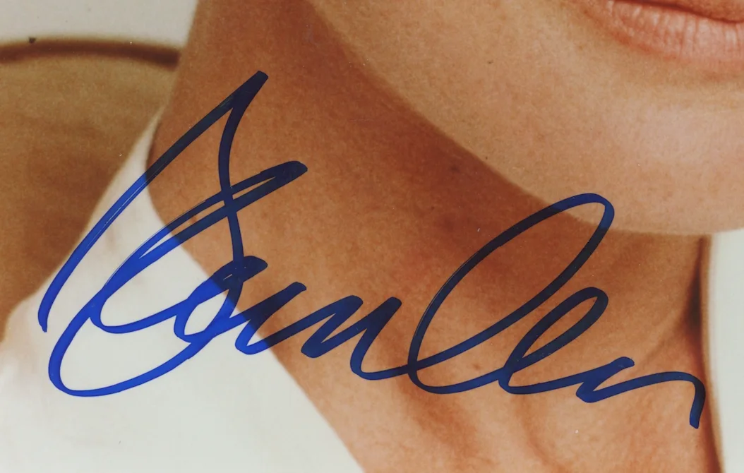 Glenn Close 101 Dalmatians Autographed Signed 8x10 Photo AMCo COA 24390, изображение 2